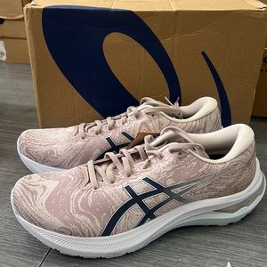 ASICS Women GT-2000 11